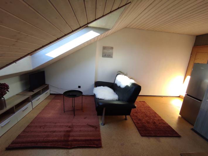 Hel lägenhet, Apartment 'Am Hof' with Shared Garden and Wi-Fi in Zwiefalten, Neckar-Alb