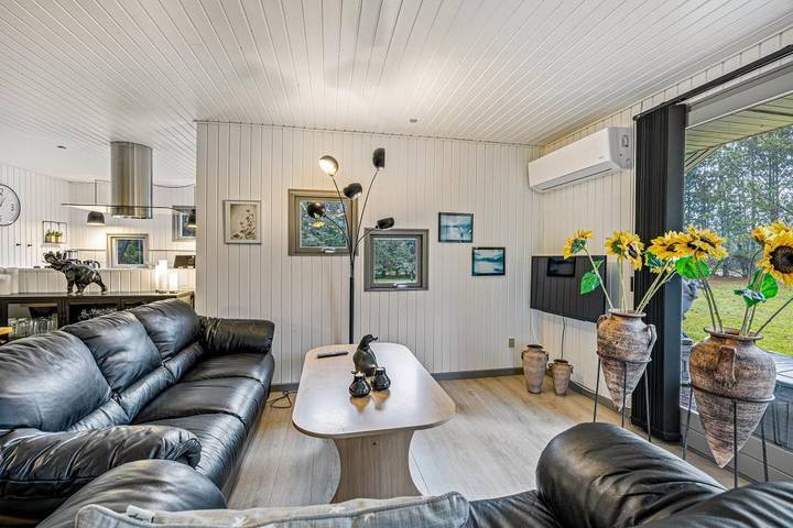 Ferienhaus für 6 Personen, mit Balkon/Terrasse und Terrasse sowie Garten in Nørhede Vest - 2
