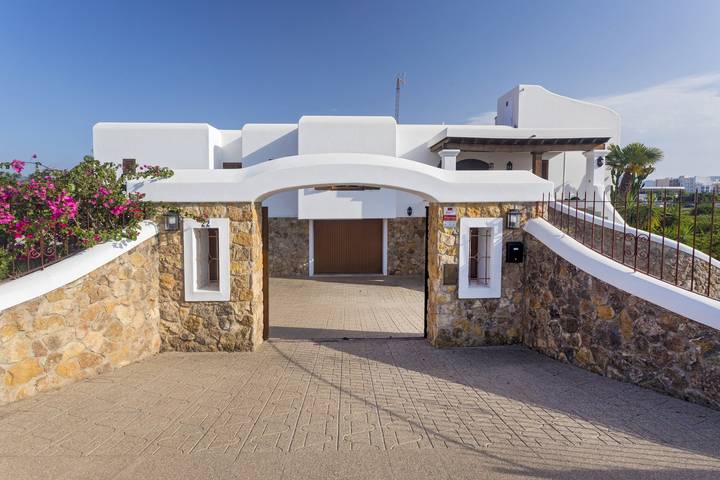 Chalet para 8 personas, con jardín y terraza en Ibiza - 3
