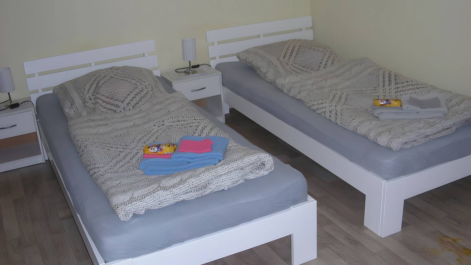 Ganze Wohnung, Apartment für 2 Personen (20 m²) mit Gemeinschaftsgarten und Wlan in Künzell, Rhön-Hessen