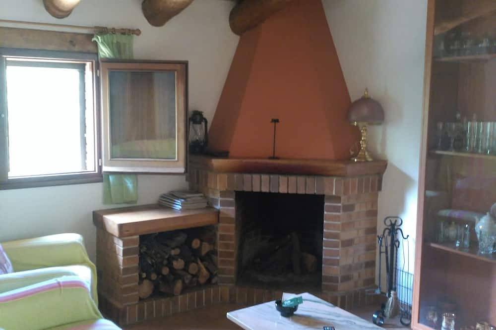 Casa Rural con piscina y barbacoa en P.N.Montseny,cerca Costa Brava y Bcn in Arbucias, Parque natural del Montseny