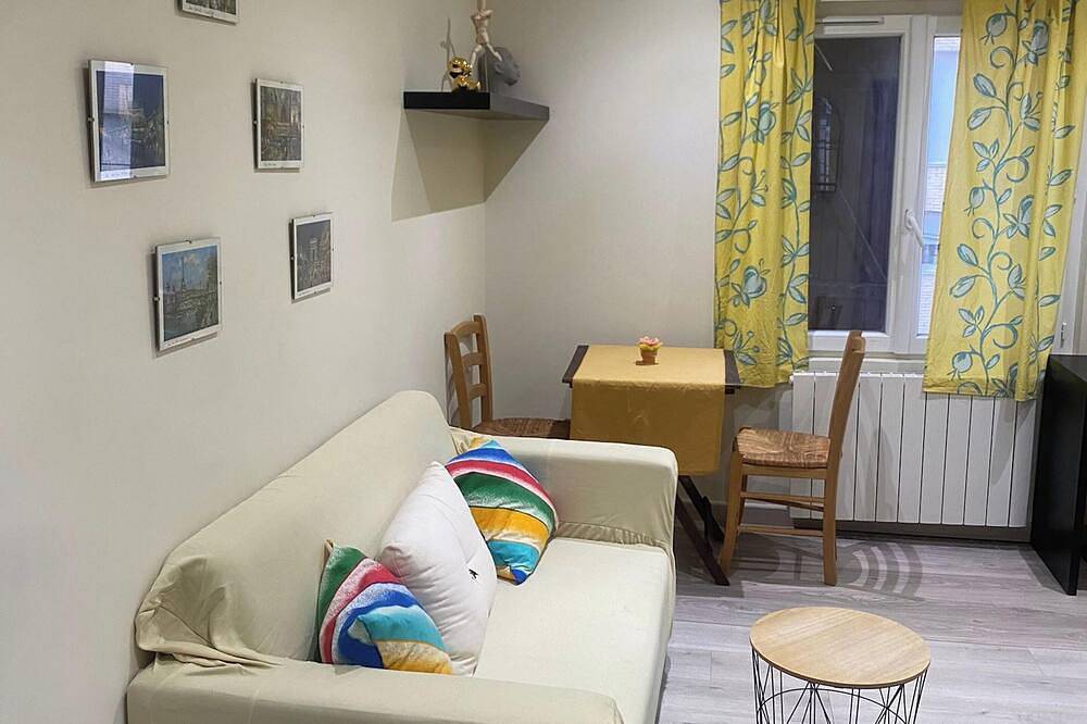 Apartamento entero, Homerez - Apto. en Stains, Netflix gratis in Stains, Sena-Saint Denis