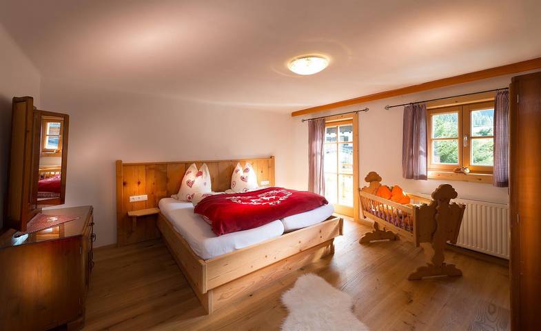 Ferienwohnung für 10 Personen, mit Seeblick und Sauna sowie Garten und Pool, mit Haustier - 1