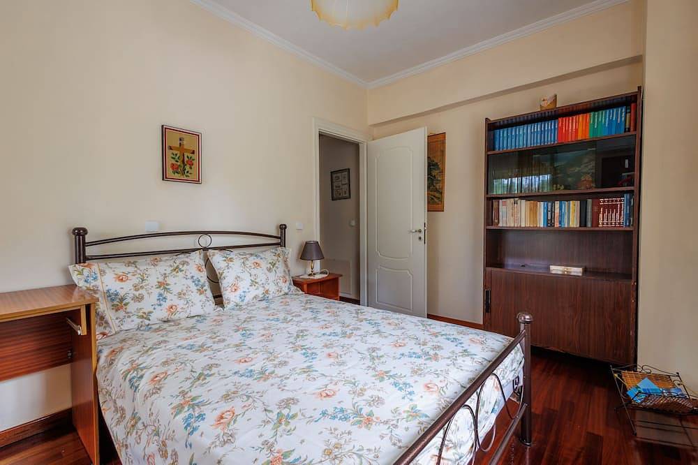 A peaceful place to stay with beautiful garden in Poulades, Korfu