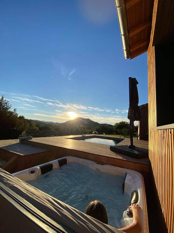 Location de vacances pour 8 personnes, avec jacuzzi ainsi que piscine et jardin à Estadens - 3