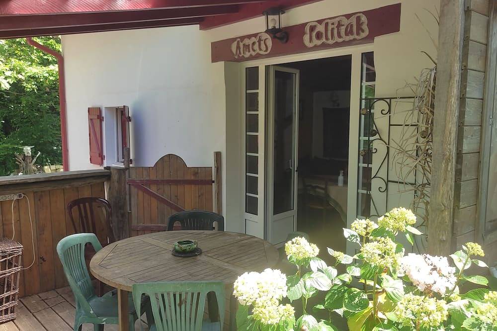 Appartement entier, Bel appartement athypique dans un endroit bucolique et tranquille! in Hasparren, Région de Bayonne