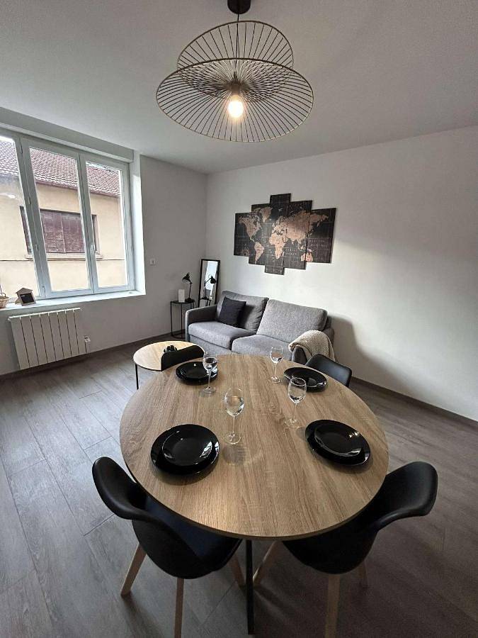 Appartement entier, Le Grand Republicaint2 in Le Péage-de-Roussillon, Région de Vienne