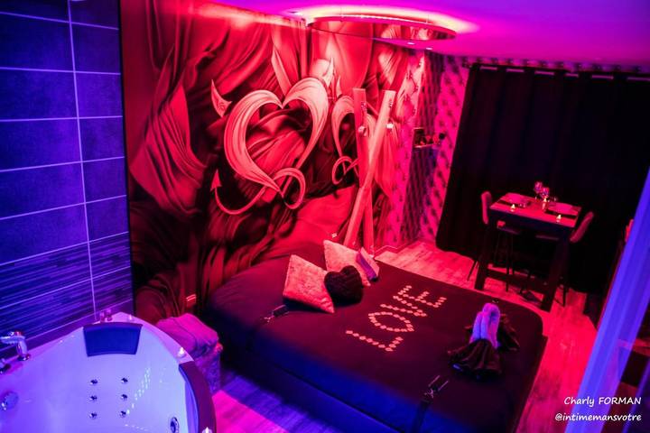 Location de vacances pour 2 personnes, avec jacuzzi et terrasse à Chemiré-le-Gaudin - 2