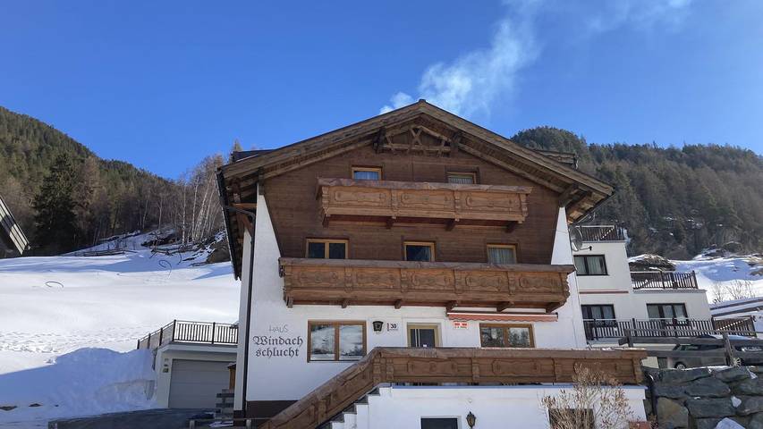 Hütte für 4 Personen, mit Balkon in Zwieselstein