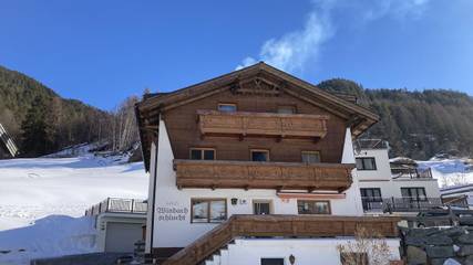 Hütte für 4 Personen, mit Balkon im Ötztal