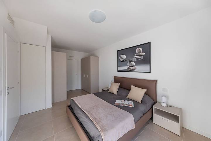 Villa pour 8 personnes, avec jardin et balcon, animaux acceptés à Sirmione - 4