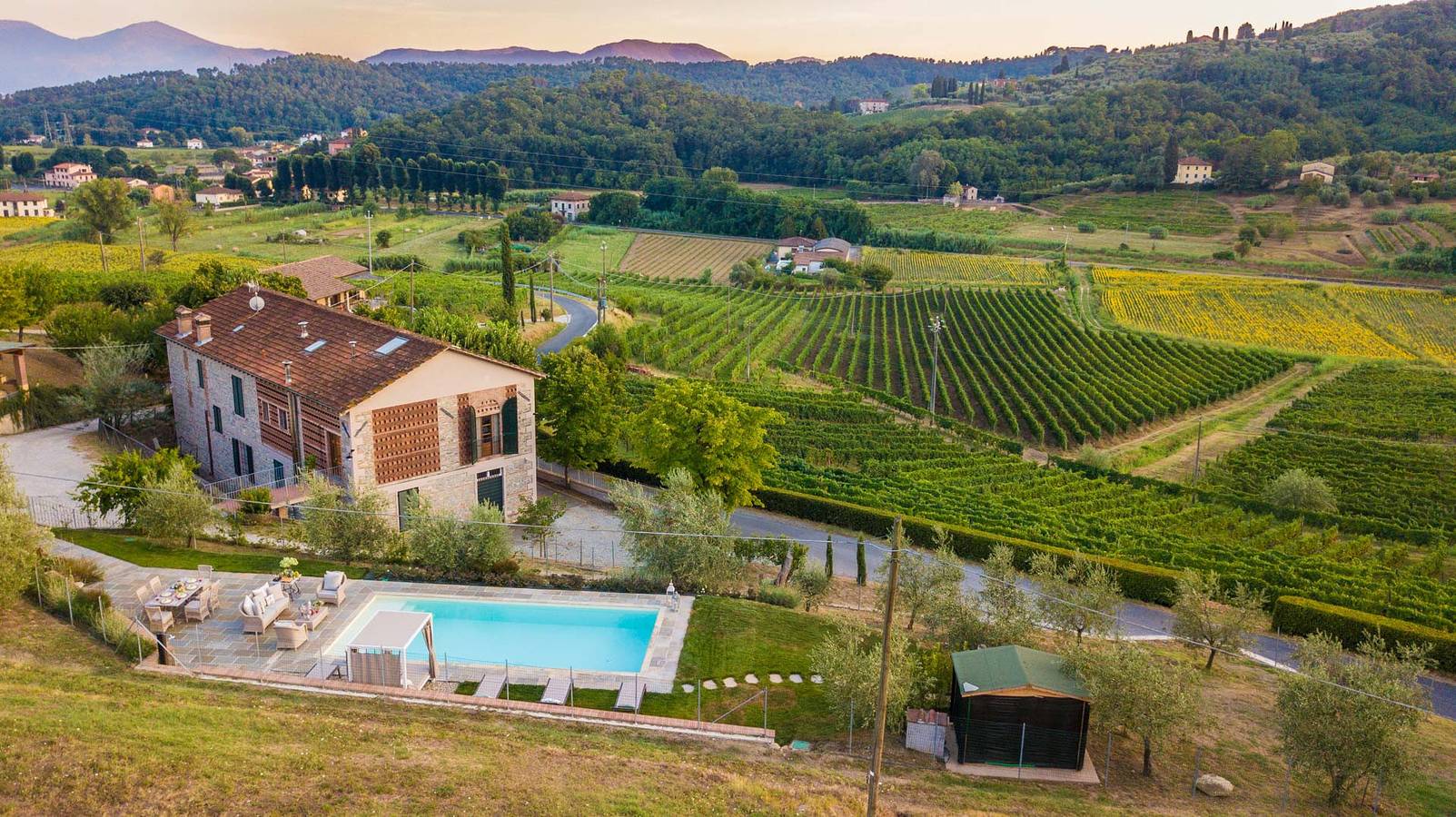 Valle del Sole Winery Farmhouse in Lucca, Lucca Provinz