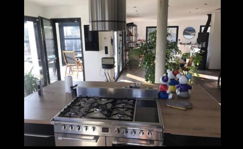 Location de vacances pour 8 personnes, avec jardin ainsi que vue et sauna à Wierre-Effroy - 2