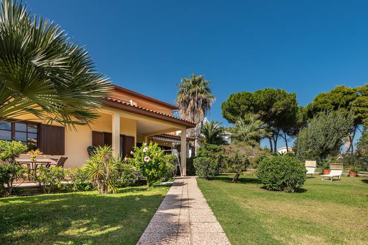 Villa für 14 Personen, mit Garten, kinderfreundlich auf Sardinien - 2