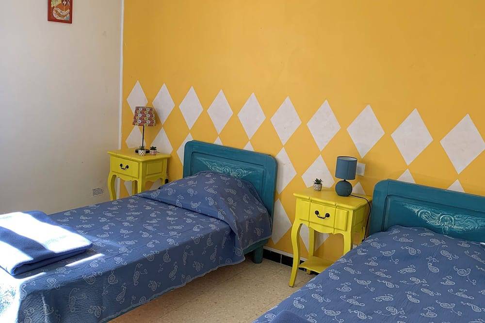 Le Pantaï Grand gite in Camargue with 5 bedrooms in Arles, Mediterranean Coast (France)