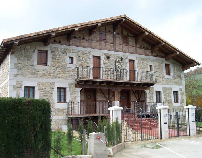 Casa rural para 11 personas, con Jardín en Navarra