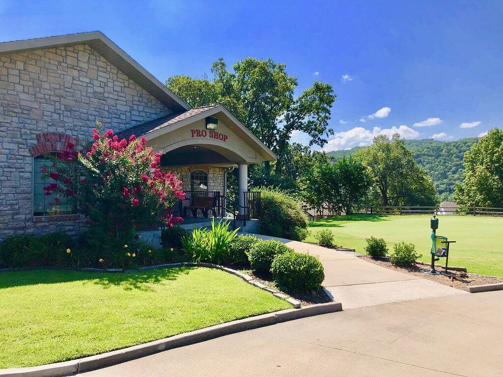 Ganze Wohnung, Indoor/Outdoor pools~<10 miles Silver Dollar City, & <5 miles to Table Rock lake in Table Rock Lake