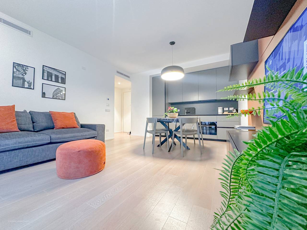 Ganze Wohnung, Menotti Suite 11 - 15 min dal Duomo in Mailand, Mailand Provinz