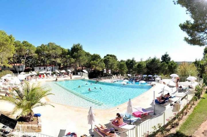 Camping pour 6 personnes