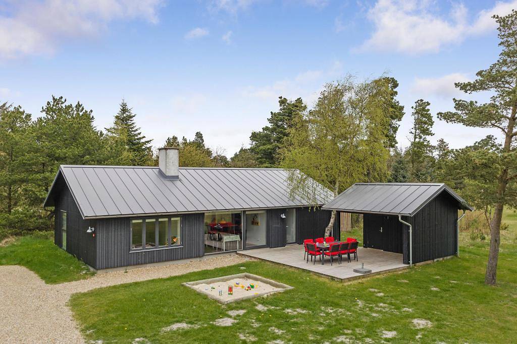 Schönes Ferienhaus, in dem der Rahmen für einen schönen Urlaub geschaffen wird in Henne, Filsø See