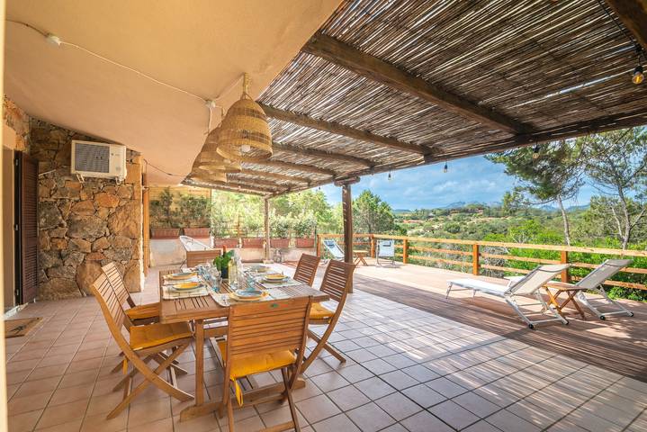 Villa per 7 persone, con Giardino a Baia Sardinia