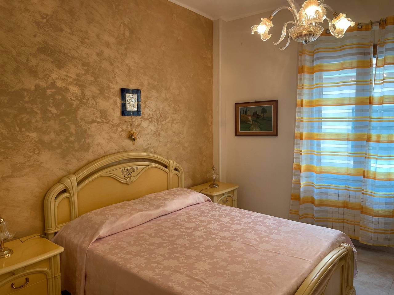 Entire apartment, Apartment 'Ce Tour - La Casa del Limone di Nonni' with Mountain View, Wi-Fi and Air Conditioning in Cetara, Amalfi Coast