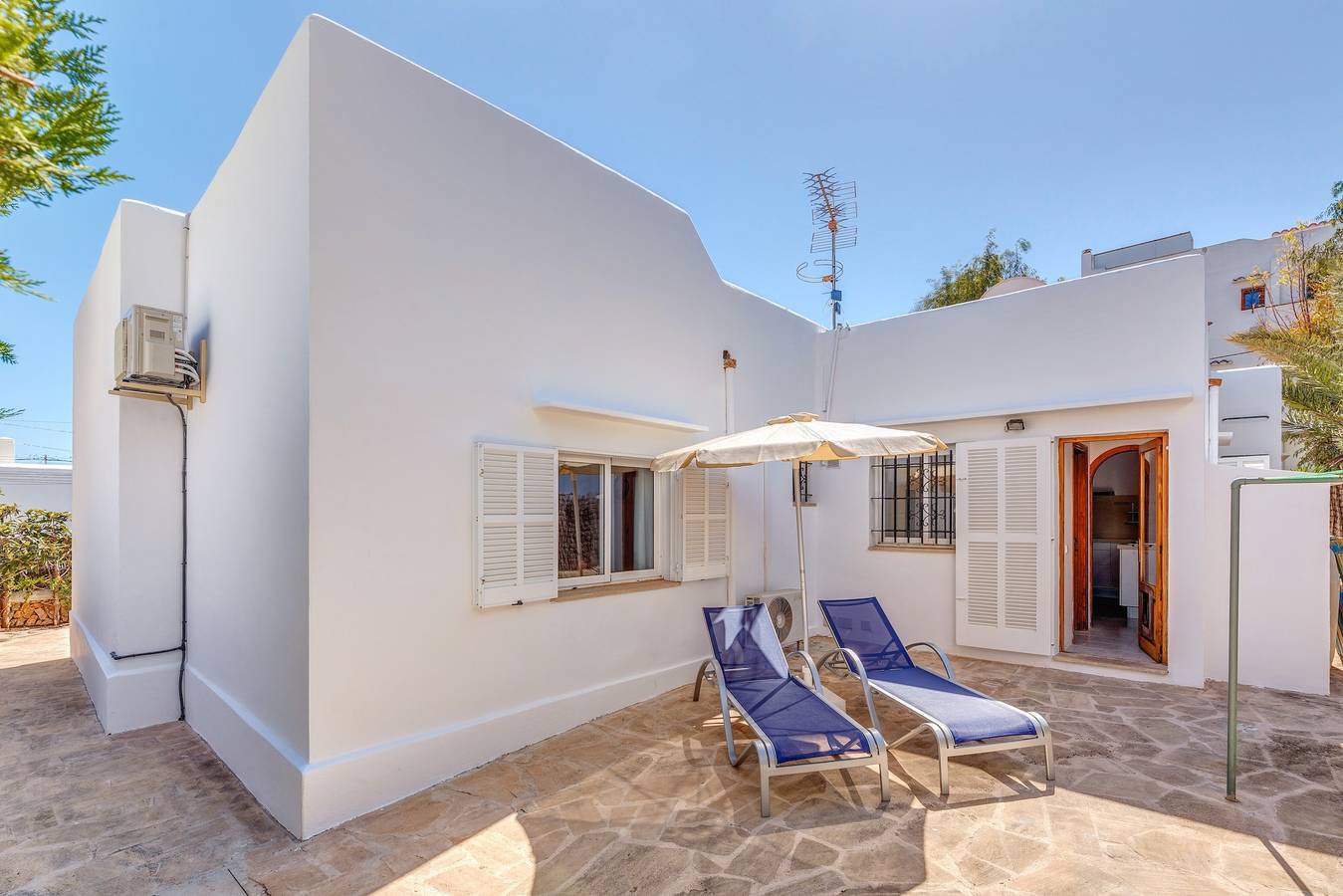 Maison de vacances "Sant Antoni" près de la plage avec véranda in Cala d'Or, Santanyí