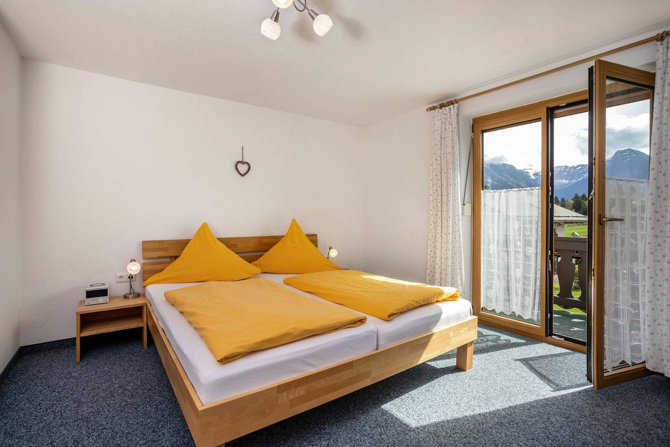 Ganze Wohnung, Ferienwohnung Nebelhorn mit Bergblick, Balkon und Wi-Fi in Oberstdorf, Bayerisch Schwaben