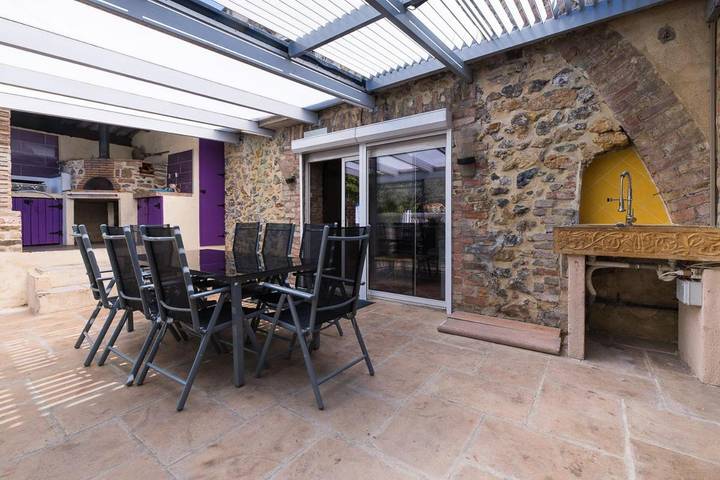 Location de vacances pour 6 personnes, avec piscine ainsi que jacuzzi et jardin à Saint-Martin-de-Valgalgues - 4