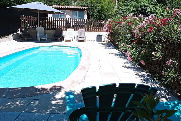 Ferienhaus für 8 Personen, mit Terrasse und Garten - 1
