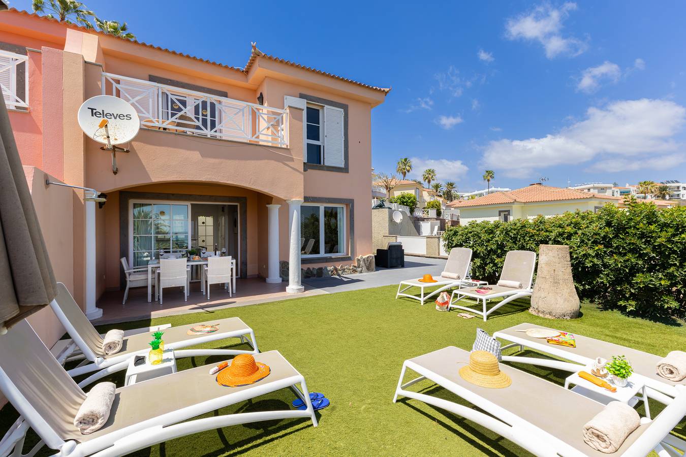 Chalet Santa Ana 2 by Villagrancanaria in Playa de Maspalomas, San Bartolomé de Tirajana