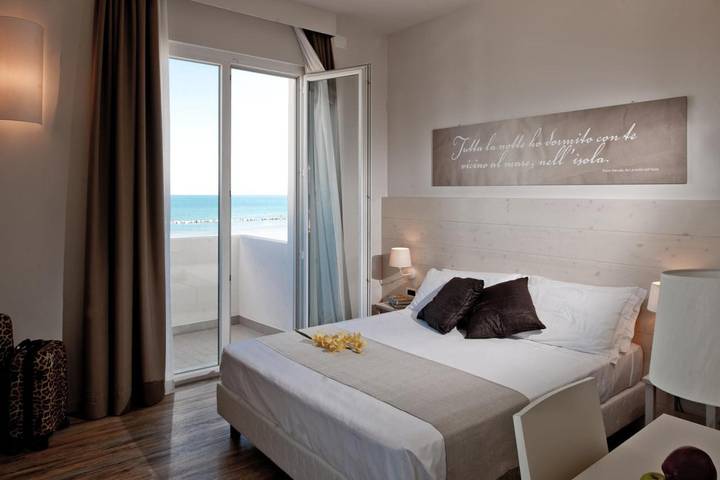 Hôtel pour 4 personnes, avec sauna ainsi que balcon et vue