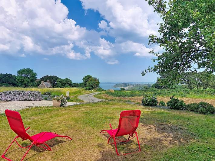 Location de vacances pour 6 personnes, avec jardin, animaux acceptés à Locquirec