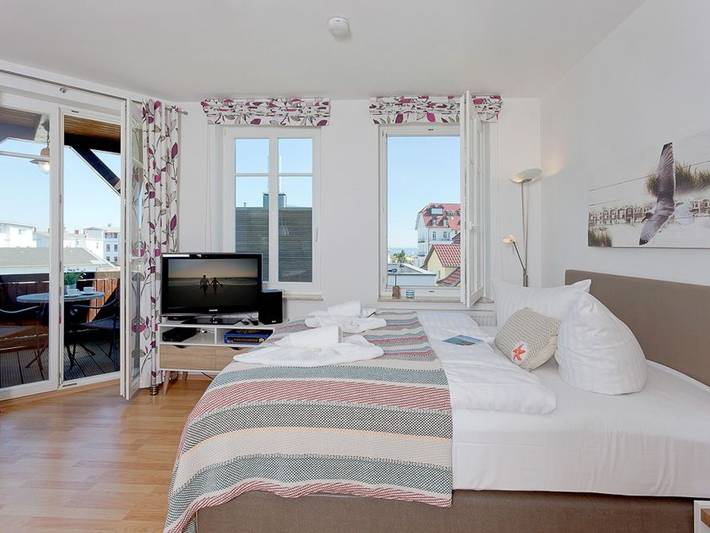 Ferienwohnung für 2 Personen, mit Balkon und Garten sowie Sauna in Ahlbeck