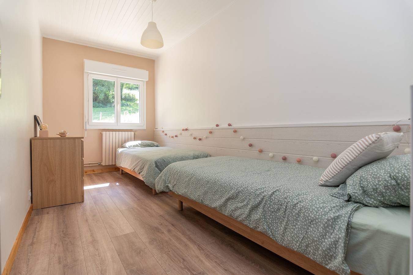 Le gite de la petite famille - proche lacs in Cornod, Jura