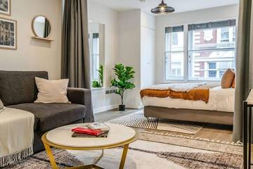 Apartment for 4 People in Chinatown, London, Photo 3