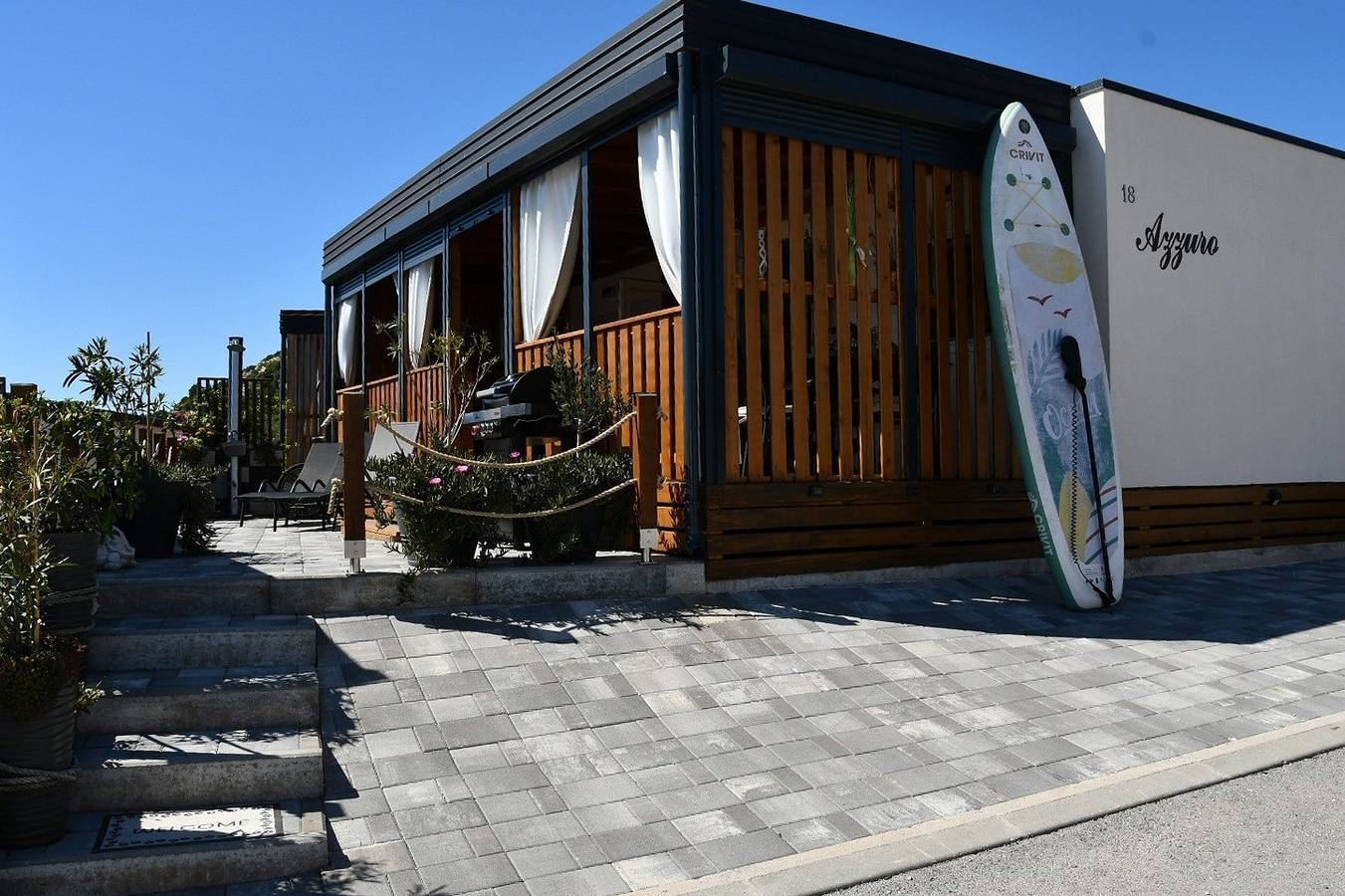 Ganze Wohnung, 3-Zimmer-Ferienwohnung mit Terrasse und Meerblick Pakostane, Biograd A-25108-a in Drage (Pakoštane), Zadar