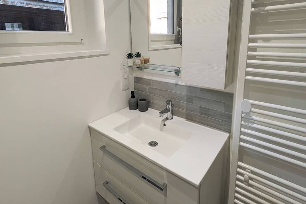 Appartement entier, L'Escale du Rhône - Charmant T2 in Chavanay, Parc Naturel Régional du Pilat