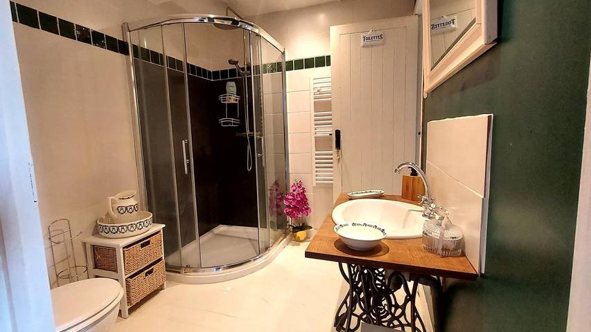 Ferienhaus für 8 Personen mit Terrasse in Verneuil, Regionaler Naturpark Périgord-Limousin