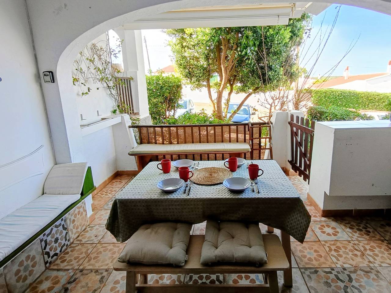 Appartement entier, Appartement 'Binimar' à Cala en Porter avec piscine commune, Wi-Fi et climatisation in Cala en Porter, Municipalité de Alaior