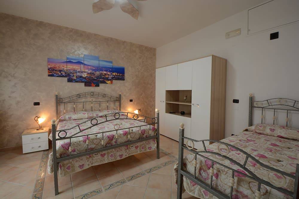Apartamento entero, Casa de la aceituna en el centro de la península de Sorrento y la costa de Amalfi. in Pimonte, Montes Lattari