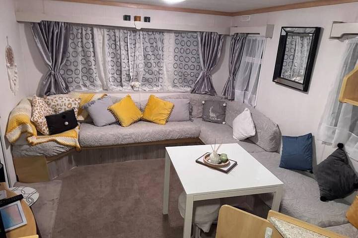 Holiday rental for 6 people, with pool and terrace in Chapel St. Leonards