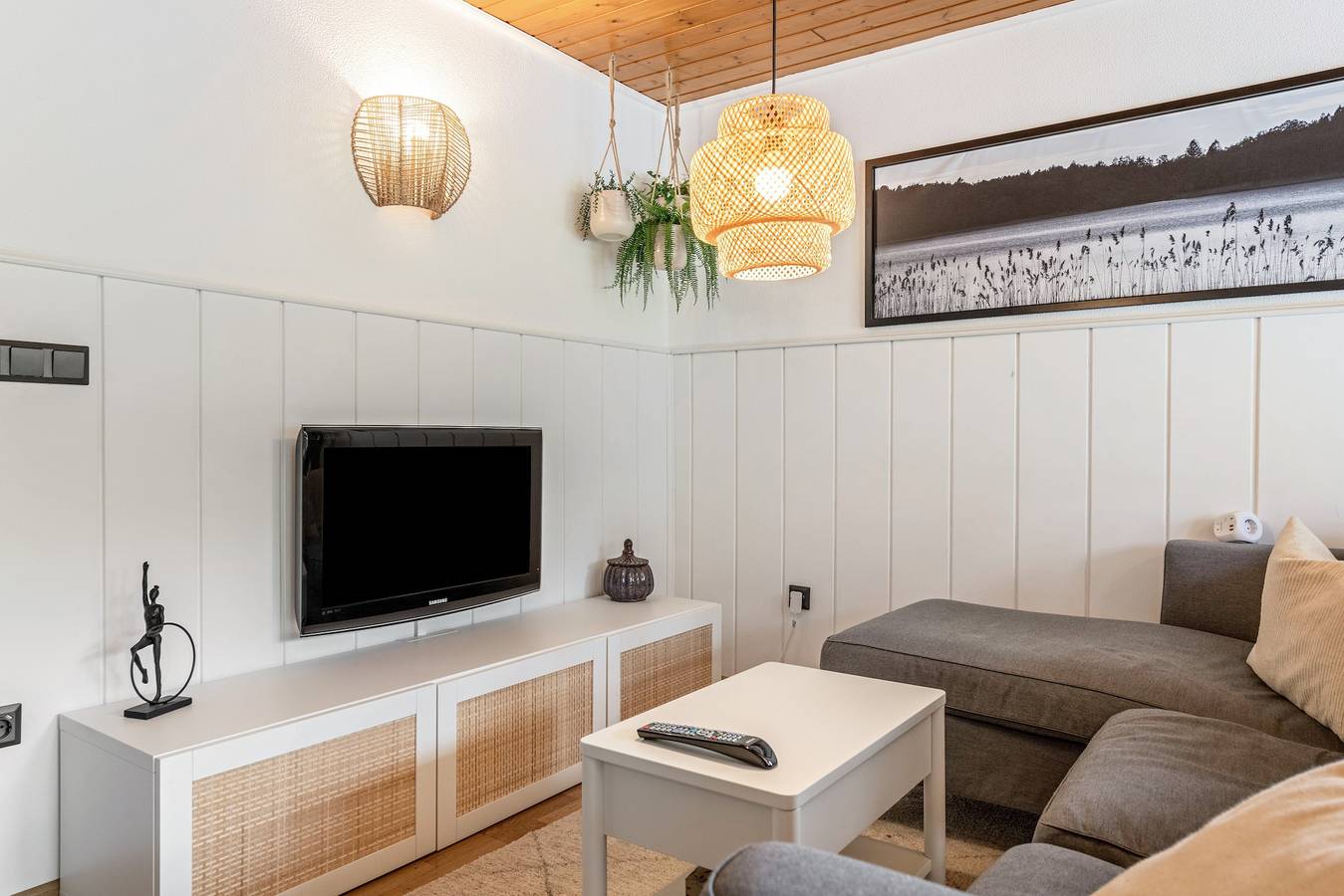Ferienhaus 'Wald-See-Liebe' mit privater Terrasse und eigenem Garten in Pinnow, Schenkendöbern