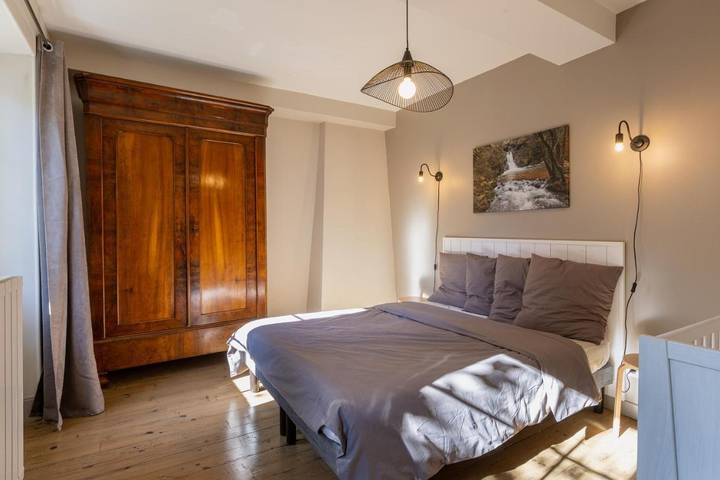 Location de vacances pour 15 personnes, avec jardin ainsi que piscine et vue, adapté aux familles à Montel-de-Gelat - 3