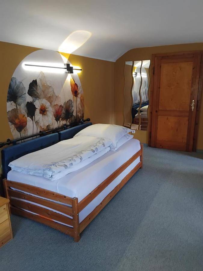 Ferienwohnung für 2 Personen, mit Terrasse und Garten sowie Sauna und Seeblick in Schwarzatal - 3