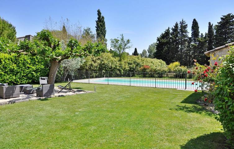 Location de vacances pour 11 personnes, avec terrasse à Barbentane - 4