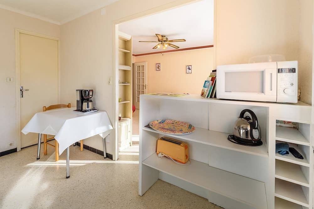 Le charmant, Superb T3 on 1st floor, 150m from the sea and shops in Le Grau-du-Roi, Côte d'Améthyste