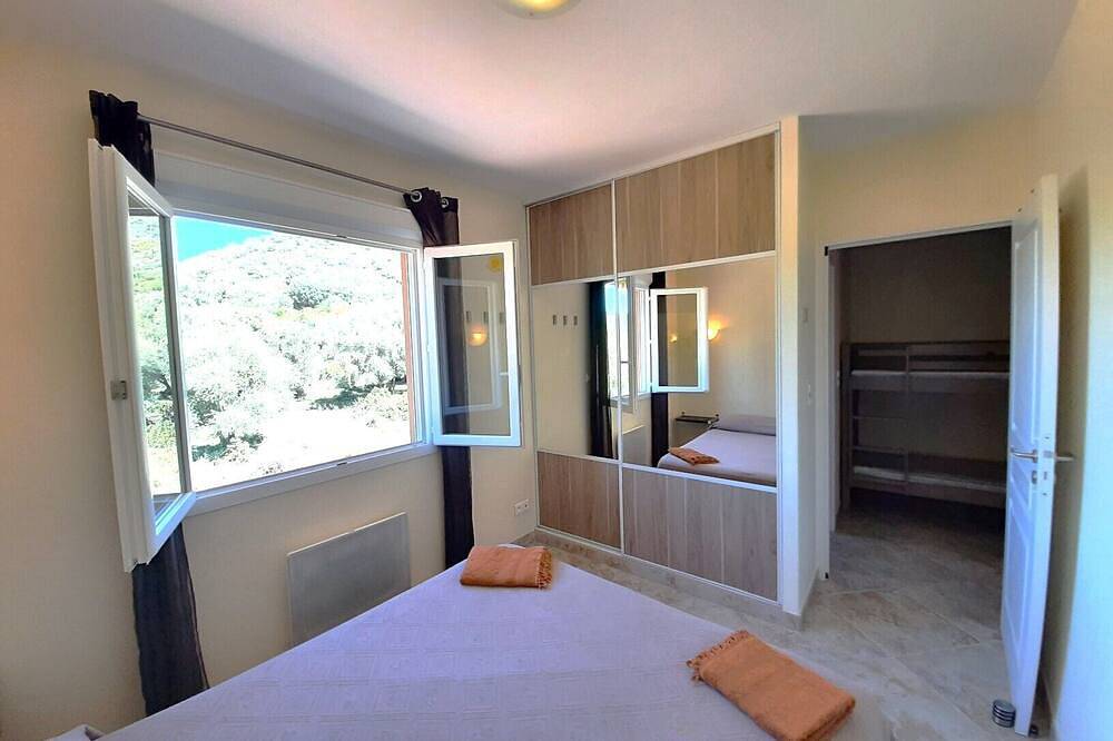 Appartamento intero, St Florent T2 Air Conditioned With Swimming Pool Near The Sea in Oletta, Calvi e dintorni