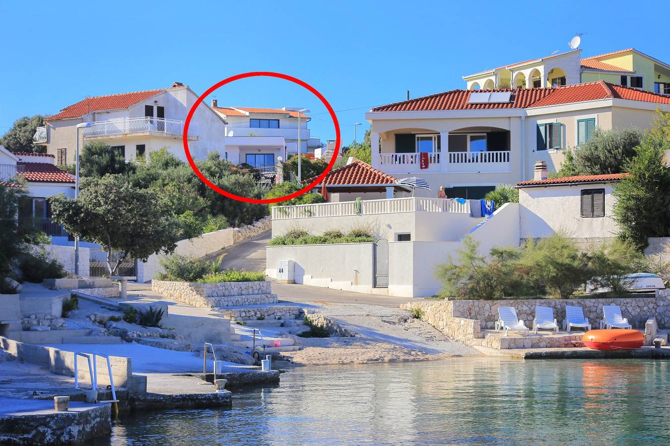 Apartamento entero, Apartamento de una habitación con balcón y vista al mar Bahía Ostricka luka, Rogoznica A-11451-a in Kanica, Razanj
