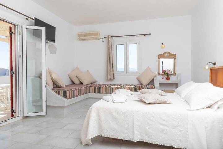 Location de vacances pour 5 personnes, avec jardin ainsi que piscine et vue dans Agia Anna - 3